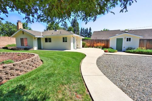 8826 Fair Oaks Blvd, Carmichael, CA, 95608-2612 | Card Image