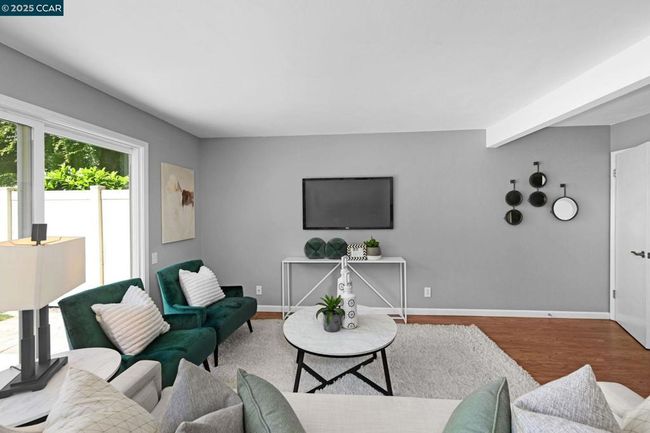 761 Pine St, Townhouse with 3 bedrooms, 2 bathrooms and 1 parking in Livermore CA | Image 4