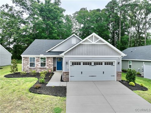 201 Westport Fry, Williamsburg, VA, 23185-3798 | Card Image