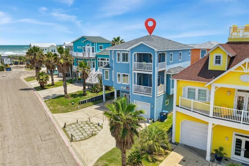 678 Anchor Dr, Port Aransas, TX, 78373-6002 | Card Image