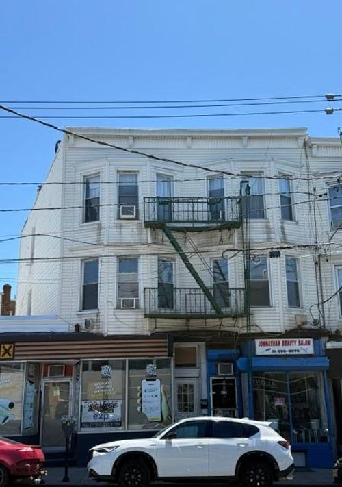 3-6112 Kennedy Blvd W, West New York, NJ, 07093-1511 | Card Image
