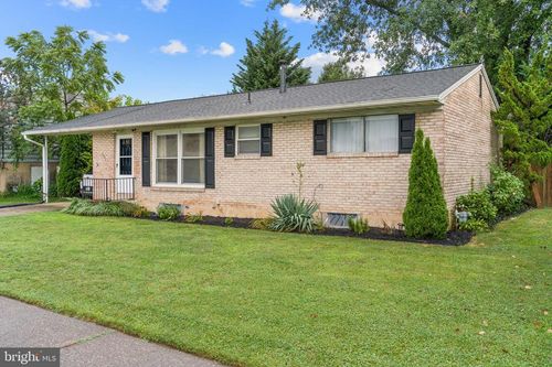 4630 S Clearview Dr, CAMP HILL, PA, 17011-4017 | Card Image