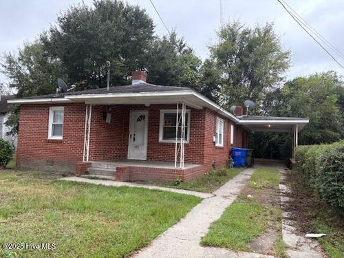 641 Fields St, Kinston, NC, 28501-4539 | Card Image