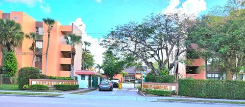 103-9420 W Flagler St, Miami, FL, 33174 | Card Image