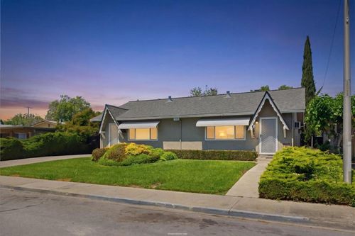 2245 Royal Dr, Santa Clara, CA, 95050-3674 | Card Image