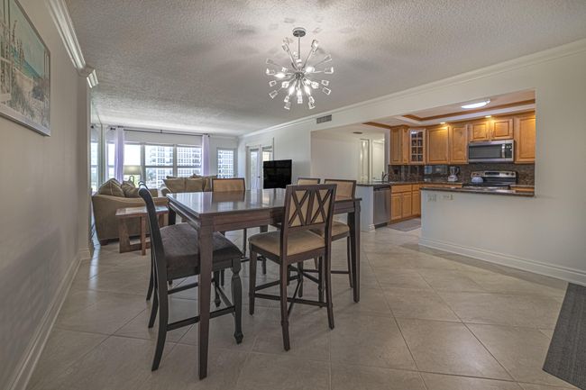 APT-507 - 405 N Ocean Blvd, Condo with 2 bedrooms, 2 bathrooms and null parking in Pompano Beach FL | Image 6