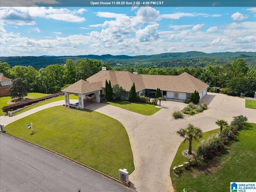 5639 Ridgeview Dr, TRUSSVILLE, AL, 35173-2839 | Card Image