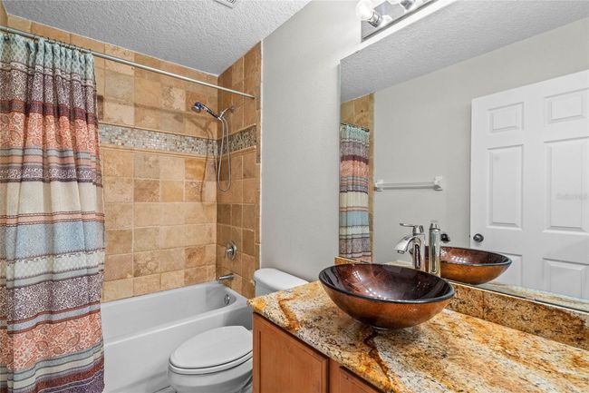 2nd Guest Bathroom | Image 34