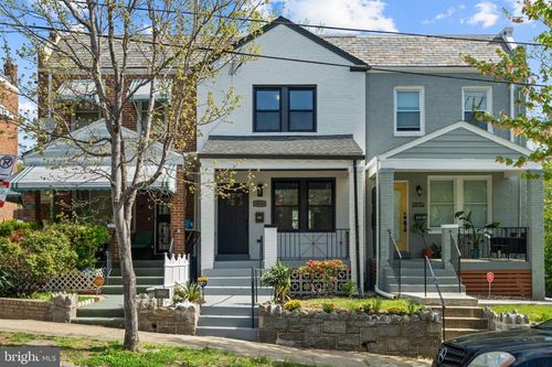 3924 R St Se, WASHINGTON, DC, 20020-1008 | Card Image