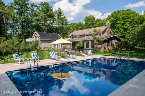 26 Curry Ln, Hyde Park, NY, 12538-1220 | Card Image