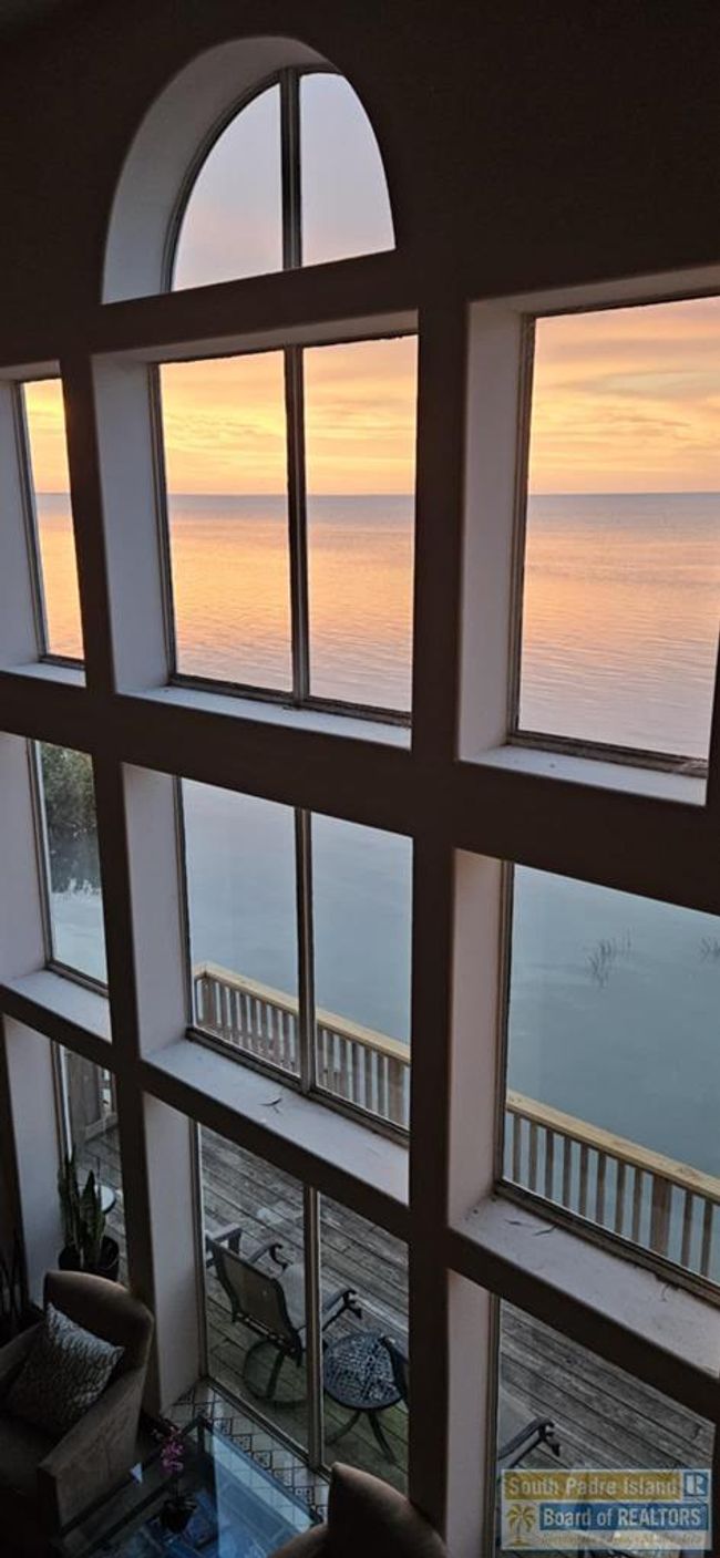 1810 N Shore Dr, House other with 3 bedrooms, 3 bathrooms and 2 parking in Port Isabel TX | Image 17