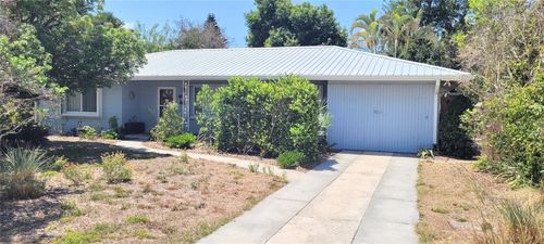 2230 Bougainvillea St, Sarasota, FL, 34239-5313 | Card Image