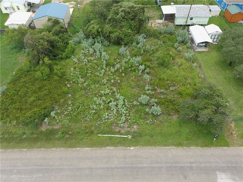 181 Shady Oak Ln, Rockport, TX, 78382-9216 | Card Image