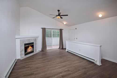 2103 Crazy Horse Cir, Edwards, CO, 81632-8086 | Card Image