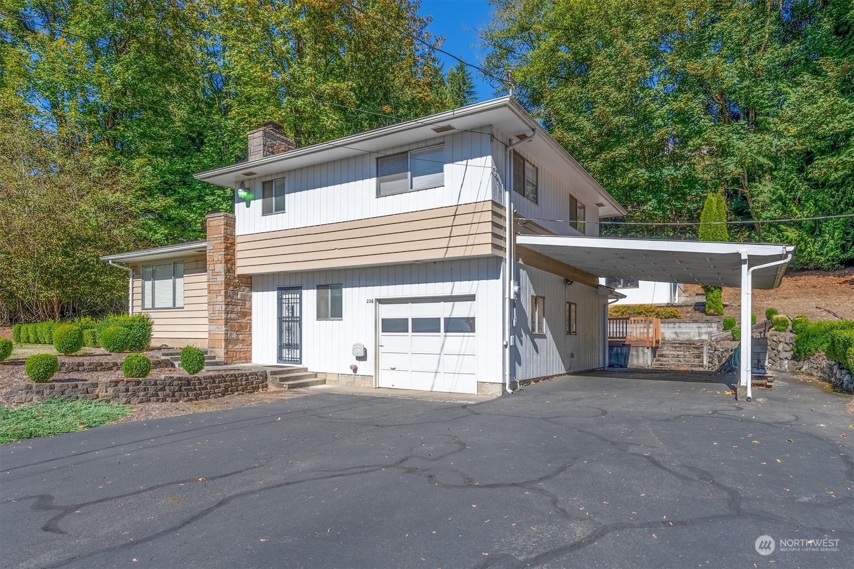 Sunset Dr, Longview, WA 98632