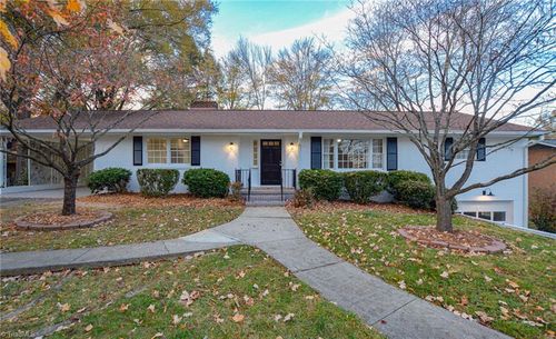 2881 Deerwood Dr, Winston-Salem, NC, 27103-3411 | Card Image