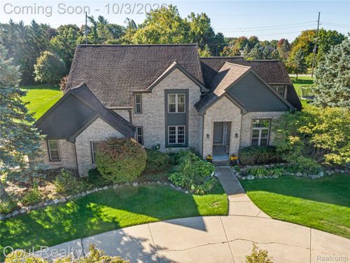 49707 Cooke Ave, Plymouth, MI, 48170-2888 | Card Image