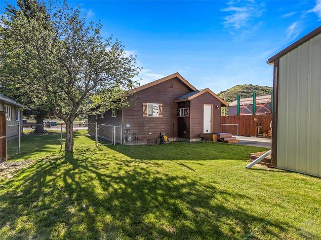114 N Montana Ave, House other with 2 bedrooms, 2 bathrooms and null parking in Absarokee MT | Image 30