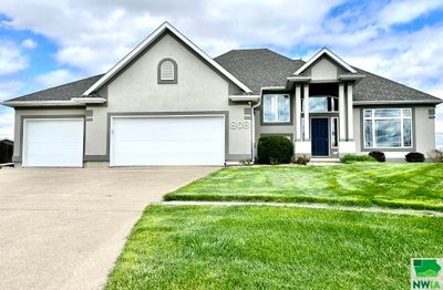 808 Glenwood Ct, House other with 3 bedrooms, 3 bathrooms and null parking in Sergeant Bluff IA | Image 1