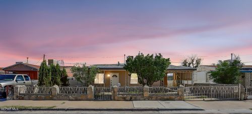6436 Shirley Ave, El Paso, TX, 79905-4913 | Card Image