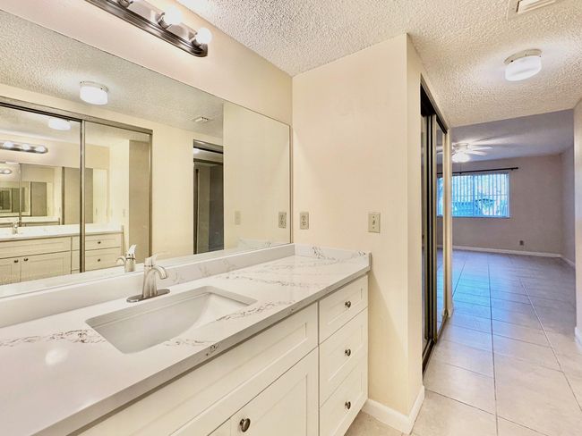 APT-818 - 9833 Westview Dr, Condo with 2 bedrooms, 2 bathrooms and null parking in Coral Springs FL | Image 18