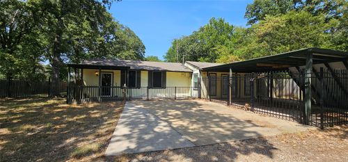 509 Hillcrest Dr, Tool, TX, 75143-8452 | Card Image