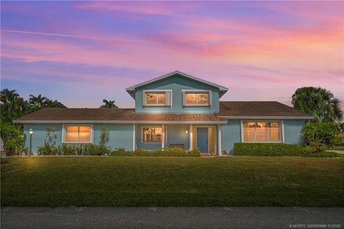 3905 Flag Dr, Palm Beach Gardens, FL, 33410-4773 | Card Image