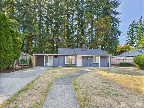 23004 52nd Ave W, Mountlake Terrace, WA, 98043-4813 | Card Image