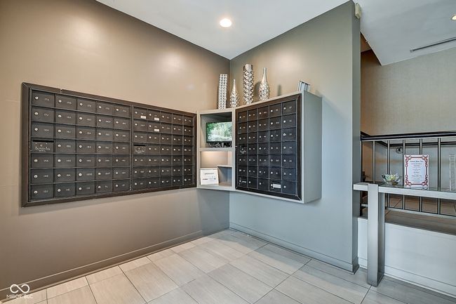 APT-15J - 4000 N Meridian St, Condo with 2 bedrooms, 2 bathrooms and null parking in Indianapolis IN | Image 36