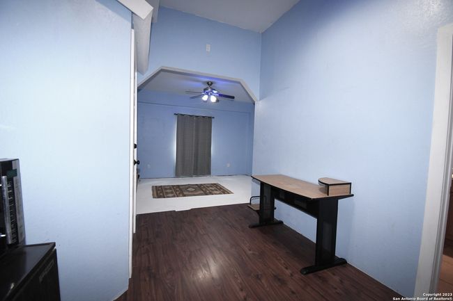 8389 E Loop 1604 S, House other with 5 bedrooms, 5 bathrooms and null parking in Adkins TX | Image 35