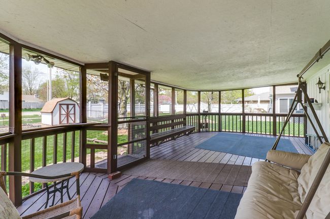 34 Pembrook Cir, House other with 3 bedrooms, 2 bathrooms and 2 parking in Bloomington IL | Image 24