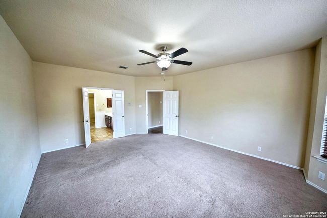 9022 Anderson Blf, House other with 5 bedrooms, 4 bathrooms and null parking in Converse TX | Image 24