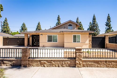 1133 S Harmon St, Santa Ana, CA, 92704-2019 | Card Image