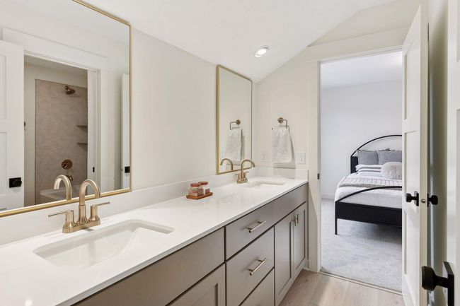 Jack and Jill bath shared by bedrooms #2 and #3. | Image 14