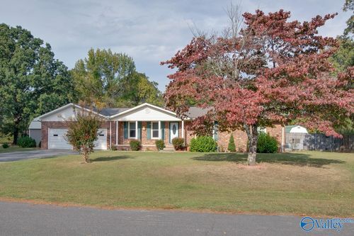 14233 Peek Dr, Athens, AL, 35611-7041 | Card Image