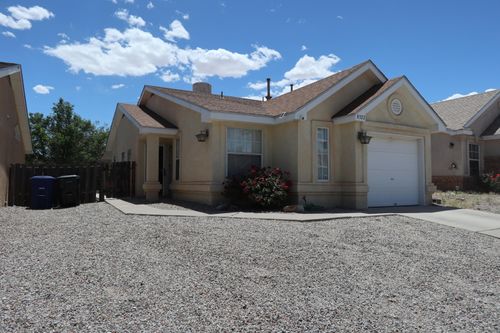 8322 Wynview Ct Nw, Albuquerque, NM, 87120-5572 | Card Image