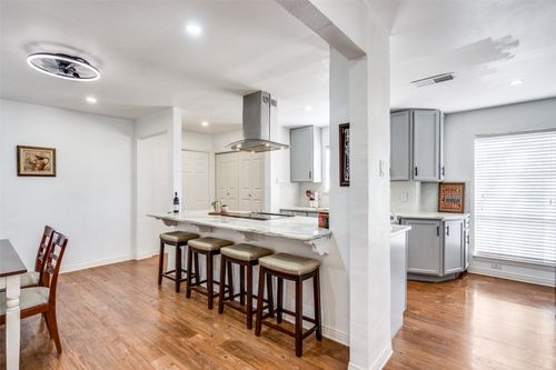 15642 Overmead Cir, Dallas, TX, 75248-4229 | Card Image