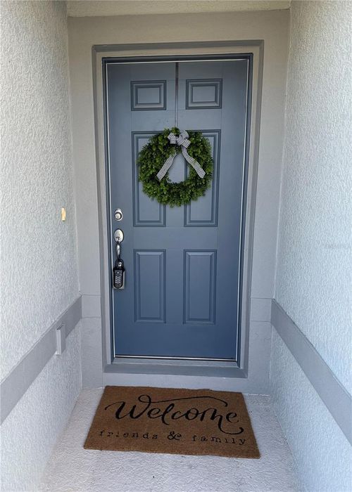 1656 Aspen Ave, DAVENPORT, FL, 33837-1427 | Card Image