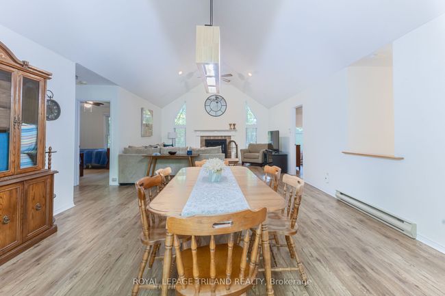 10248 Pinetree Dr, House other with 4 bedrooms, 2 bathrooms and 4 parking in Grand Bend ON | Image 10