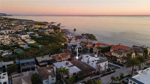 216 Poppy Ave, Corona del Mar, CA, 92625-3022 | Card Image