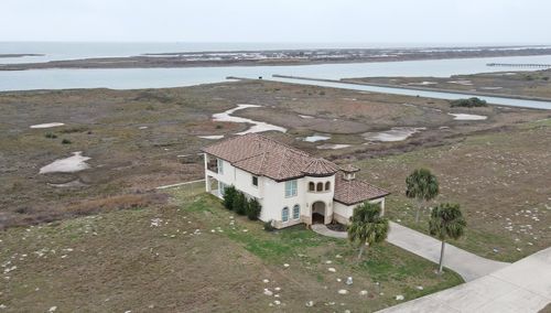 591 E Burgundy Bay, Port O Connor, TX, 77982 | Card Image