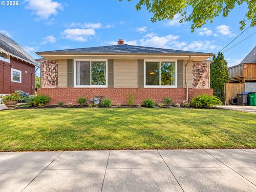 1523 Ne Dekum St, Portland, OR, 97211-4837 | Card Image