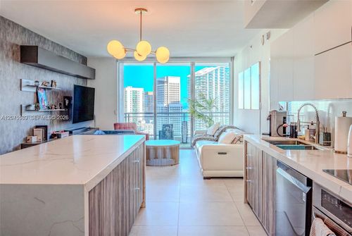 3703-1-90 Sw 3rd St, Miami, FL, 33130-4069 | Card Image