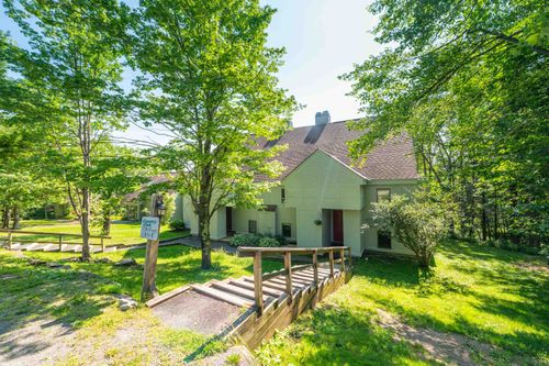 1-5 First Ln, Wilmington, VT, 05363-8820 | Card Image