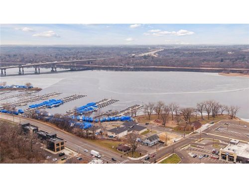 114 Buckeye St, HUDSON, WI, 54016-4505 | Card Image