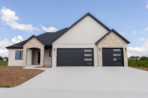332 S 2nd Street, OOSTBURG, WI, 53070 | Card Image