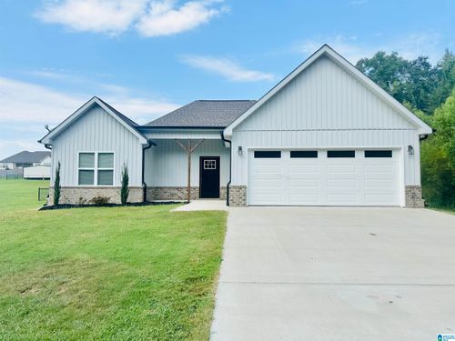 830 New Style Cir, Clanton, AL, 35045-8332 | Card Image