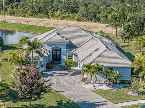395 Sapphire Way Sw, Vero Beach, FL, 32968-3902 | Card Image