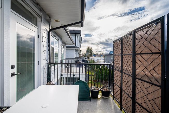 5 - 21688 52 Avenue, Townhouse with 3 bedrooms, 2 bathrooms and 2 parking in Langley BC | Image 16