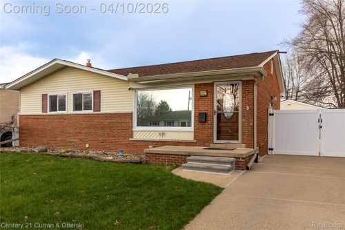 3229 Ward St, Trenton, MI, 48183-3434 | Card Image